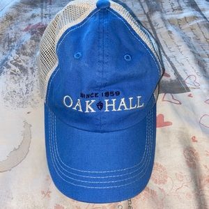 Oak Hall hat